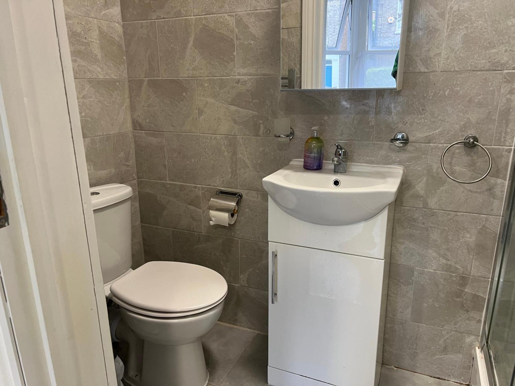 Sterne Street 4 Person Room London Exterior photo